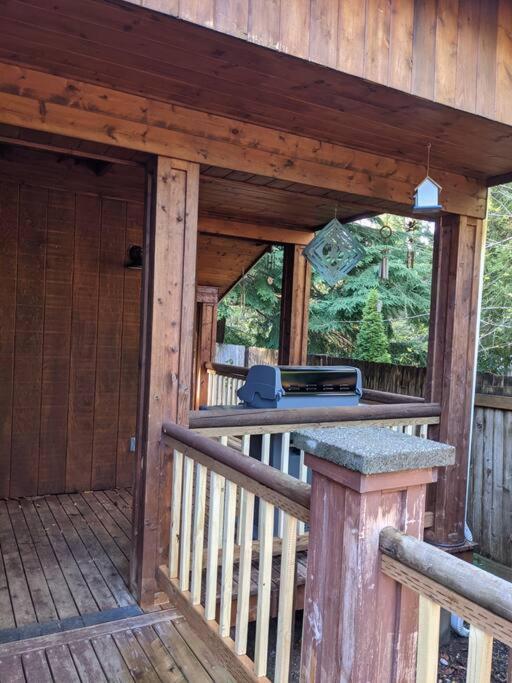 Little Bear'S Bungalow; Log Cabin W/Mountain Views Villa Gold Bar Exterior photo